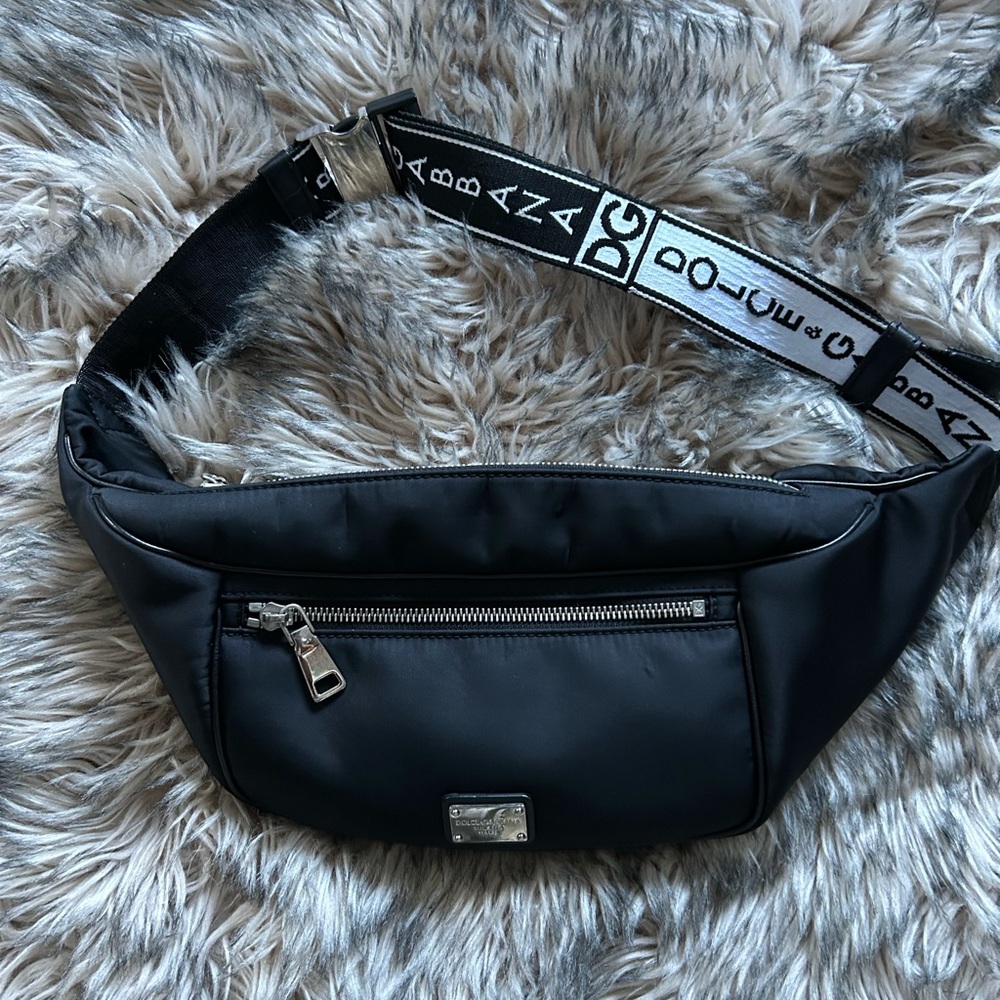 Dolce & Gabbana Black Belt Bag with Logo Strap